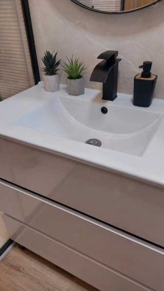 Grifo Negro Lavabo Metal