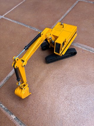 JOAL 216 Retroexcavadora Caterpillar Cat-225 1980s