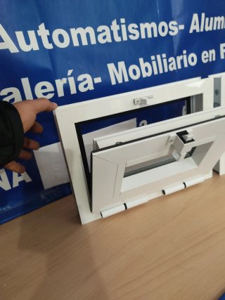 Mini ventana aluminio lacado