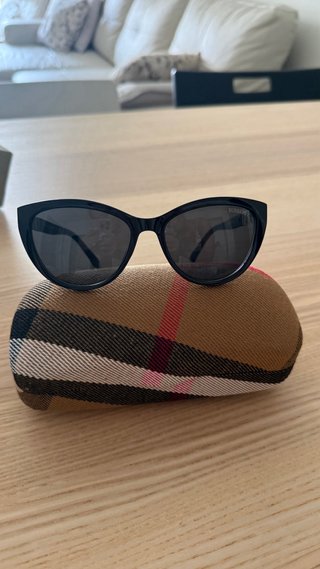 Gafas de sol Burberry negras