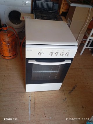 Cocina de Butano Beko Blanca