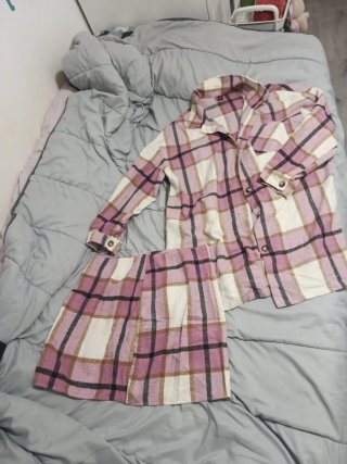 Conjunto de cuadros rosa y blanco