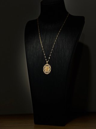 Collar de Plata Chapado en Oro 18K - Virgen