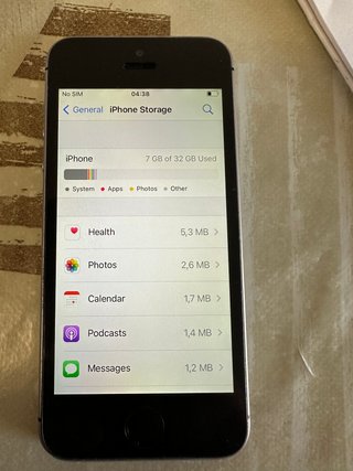iPhone SE 32GB Space Gray