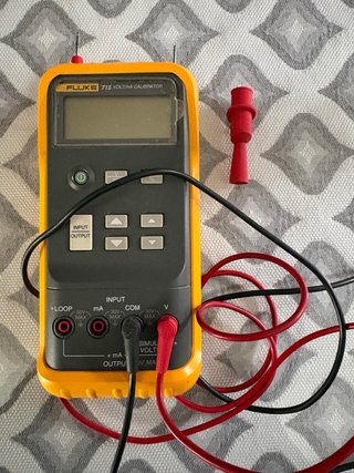 Calibrador de Voltaje/mA Fluke 715