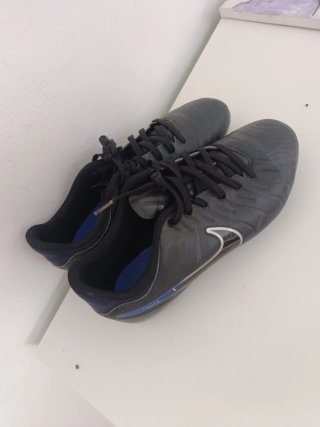 Botas de fútbol Nike Tiempo Negras
