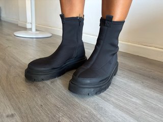 Botas de neopreno Zara negras