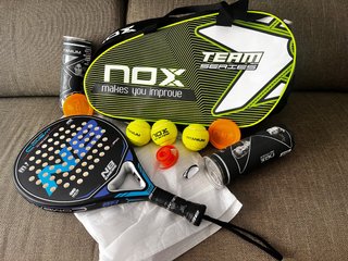 Pack de Pádel NB Enebe y Paletero Nox
