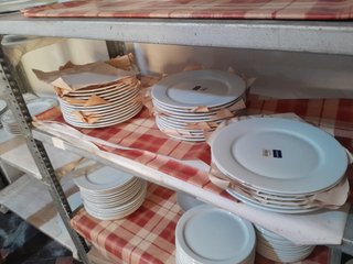 Platos llanos de presentación