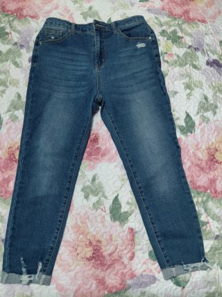 Pantalón Vaquero Capri Shein Talla 38