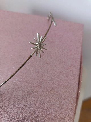 Tocado de novia dorado