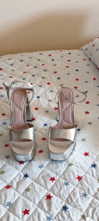 Sandalias ZARA plateadas plataforma