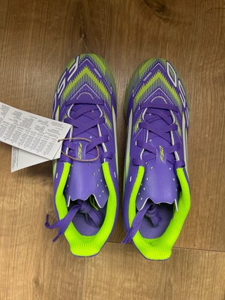 Botas de Fútbol niño. Adidas F50 Club Talla 33