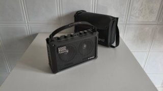 Amplificador Roland Mobile Cube Estéreo