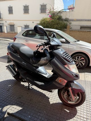 Scooter Kymco Bet & Win 49cc Gris