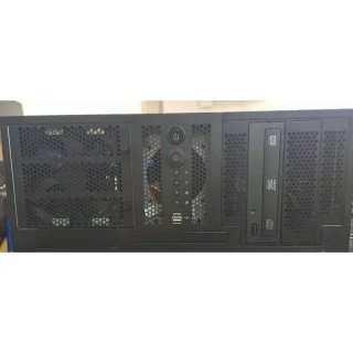 Servidor Clónico Xeon E5530 512 Gb SSD + 500Gb HDD