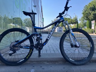 Bicicleta de Montaña Giant Doble Suspensión 27,5