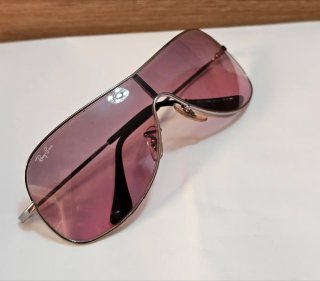 Gafas de sol Ray-Ban moradas