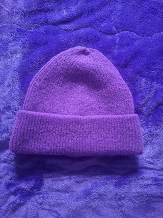 Gorro de invierno morado