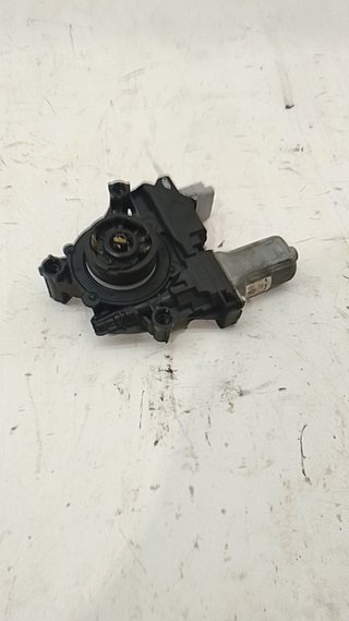 1001703 MOTOR ELEVALUNAS TRASERO DERECHO OPEL CORSA F