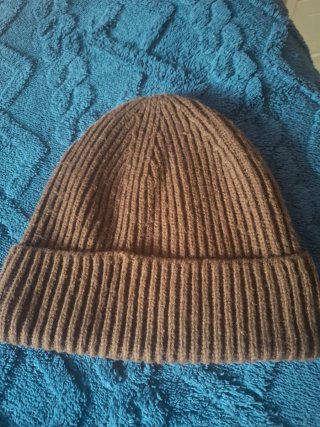 Gorro de invierno marrón