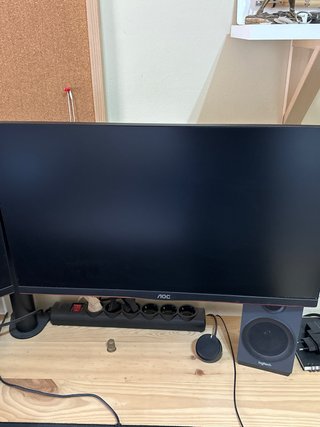 2x Monitor AOC 24G2U 24" 144Hz IPS FullHDFreeSync