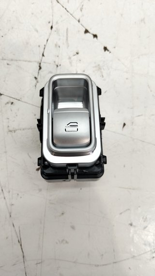 1012199 MANDO ELEVALUNAS TRASERO DERECHO OMODA 5
