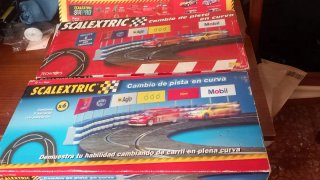 Scalextric Doble Cambio en Curva 2 Pistas