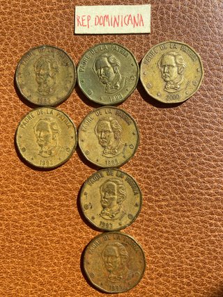 Lote de 7 Monedas Rep Dominicana 2-92 4-93 1-2000