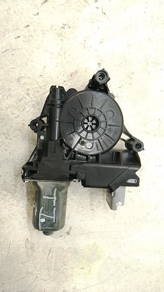 1001704 MOTOR ELEVALUNAS TRASERO IZQUIERDO OPEL CORSA F