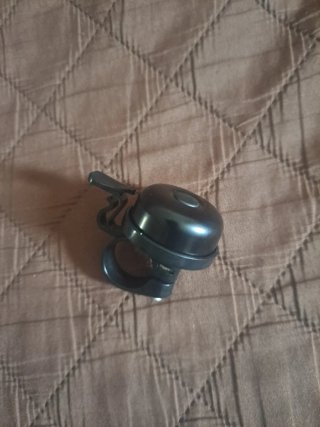 Timbre de bicicleta negro