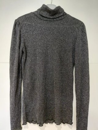 Jersey fiesta brillo cuello alto