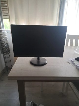 Monitor Lenovo 24 pollici
