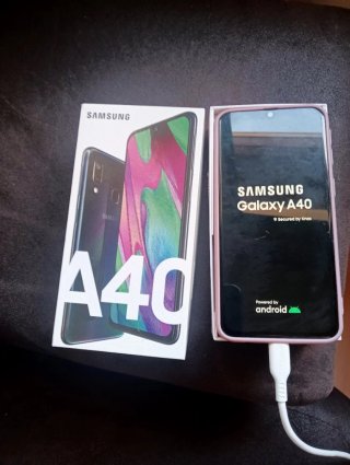 Samsung Galaxy A40
