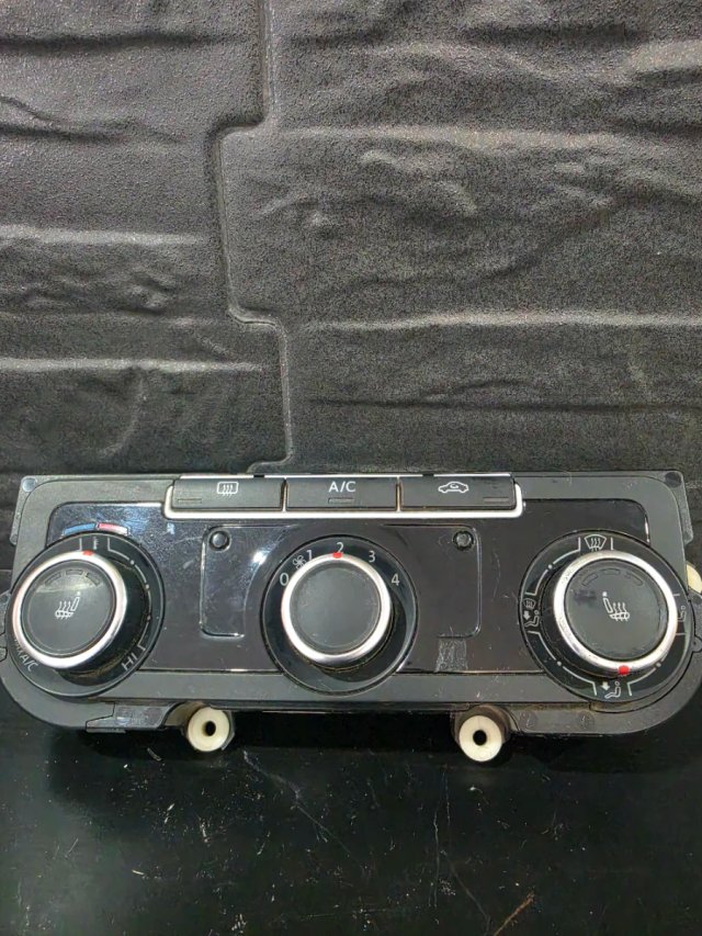 Mando Climatizador VW Touran 7N0907426AC