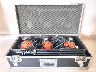 Kit Iluminación Cine Cosmolight + Trípodes +Maleta