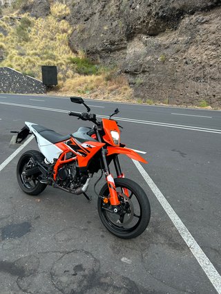 KTM SMC R 125 2025 Supermotard Naranja/Blanco