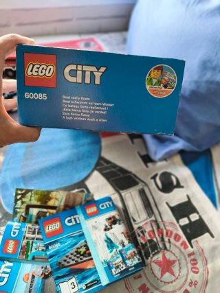 Caja y manuales LEGO City 60085 con manuales