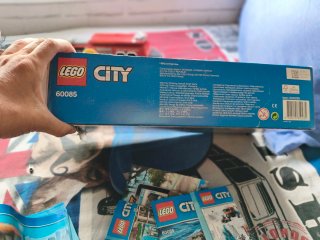 Caja y manuales LEGO City 60085 con manuales