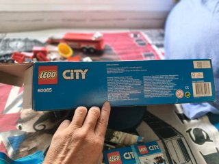 Caja y manuales LEGO City 60085 con manuales