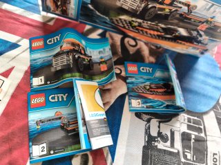 Caja y manuales LEGO City 60085 con manuales