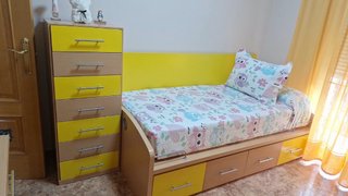 Muebles habitación infantil: Cama y cómoda