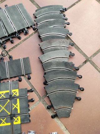 Lote Pistas y coche Scalextric y mas (no regateos)