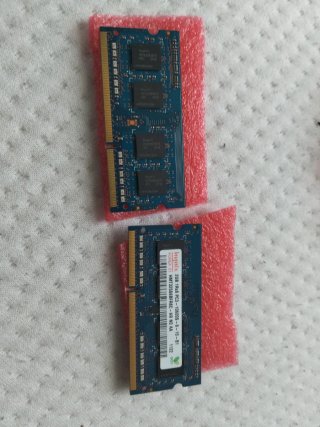 2x Hynix 2GB DDR3 RAM Portátil PC3-10600S