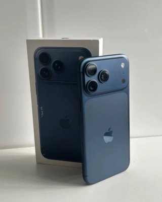 iPhone 17 Pro Max Azul