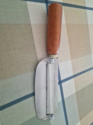 Pelador Lek Aranyik Acero Inoxidable Mango Madera