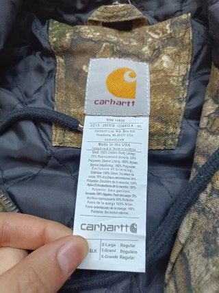 Casaco Carhartt Rework Camuflado