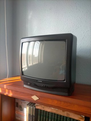 Televisor Proton Negro