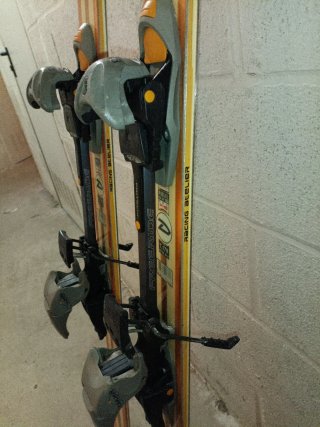 Esquís de travesía 4x4