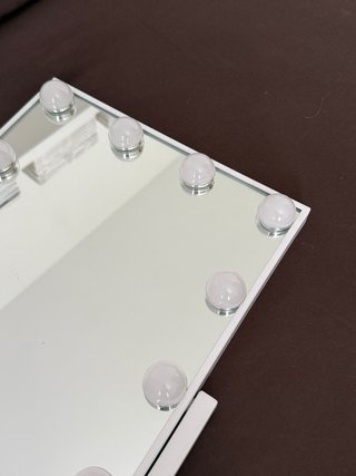 Espejo de Maquillaje FLAMINGUEO con Luces LED